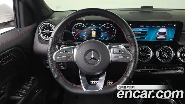 Mercedes-Benz GLB-Class 2022 — Photo 5/33