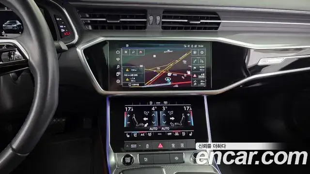 Audi A6 2021 — ფოტო 16/35