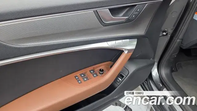 Audi A6 2021 — ფოტო 25/35