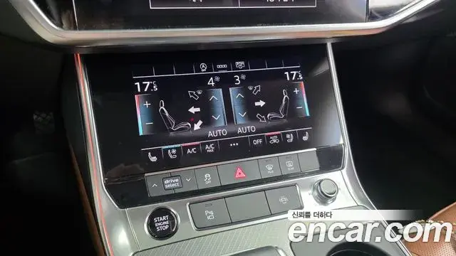 Audi A6 2021 — ფოტო 13/35