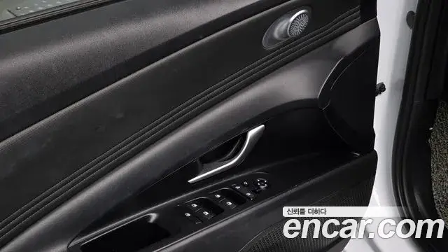Hyundai Avante 2020 — Фото 16/20