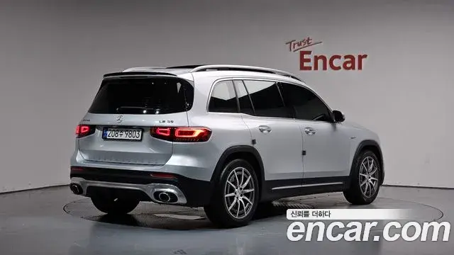Mercedes-Benz GLB-Class 2021 — Фото 2/20