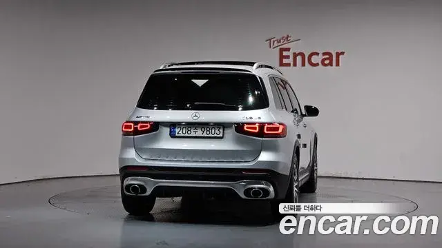 Mercedes-Benz GLB-Class 2021 — Фото 4/20