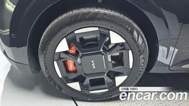 Kia Carnival 2024 — ფოტო 5/20