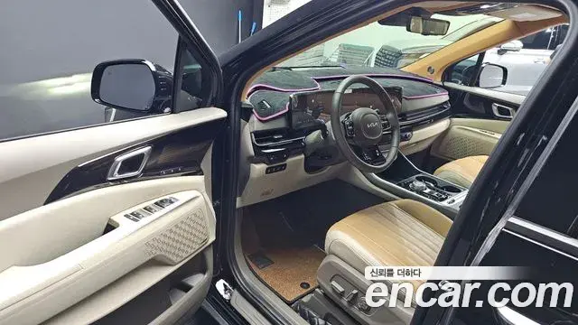 Kia Carnival 2024 — ფოტო 14/20