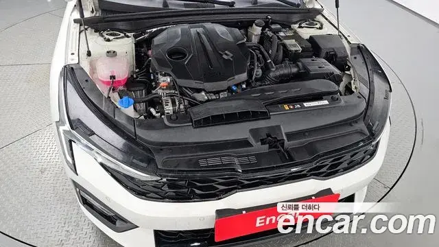 Kia K5 2024 — ფოტო 20/33