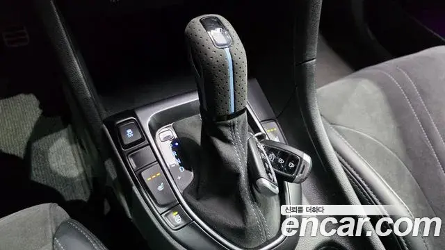 Hyundai Veloster 2020 — Şəkil 1/20