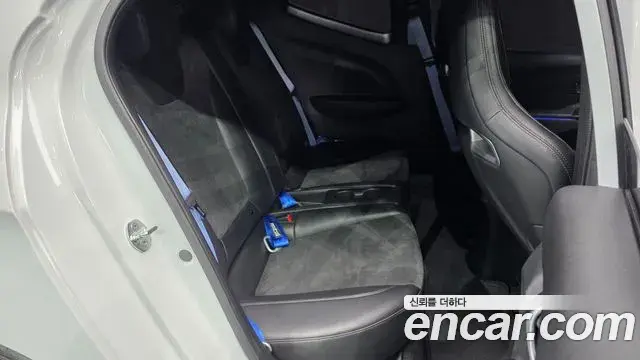 Hyundai Veloster 2020 — Şəkil 7/20