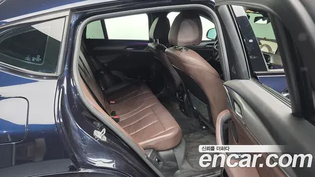 BMW X4 2019 — Şəkil 10/20