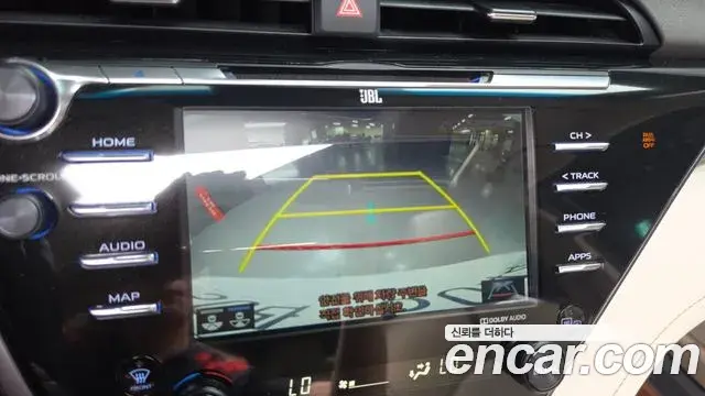 Toyota Camry 2018 — Şəkil 4/31