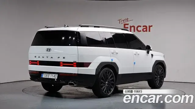 Hyundai Santa Fe 2025 — Photo 8/41