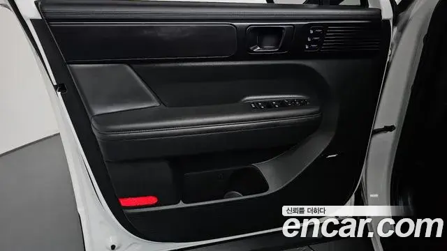 Hyundai Santa Fe 2025 — Photo 17/41