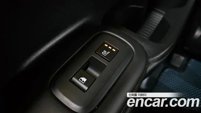 Hyundai Santa Fe 2025 — Photo 5/41