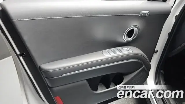 Hyundai Palisade 2025 — Photo 19/36