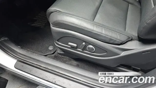 Hyundai Palisade 2025 — Photo 33/36