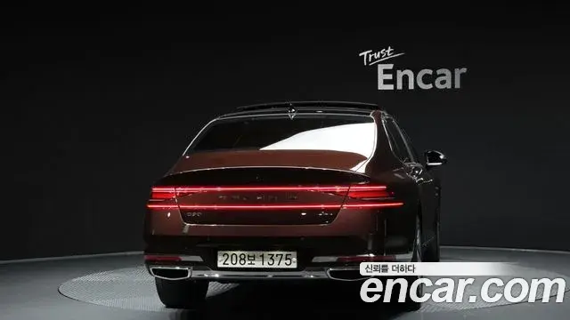 Genesis G90 2022 — Şəkil 34/36
