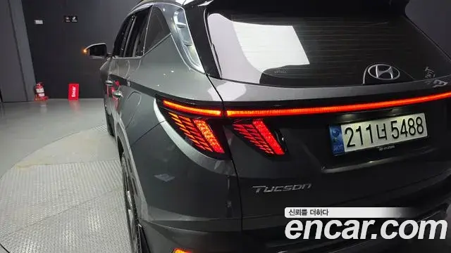 Hyundai Tucson Hybrid 2023 — Şəkil 10/33