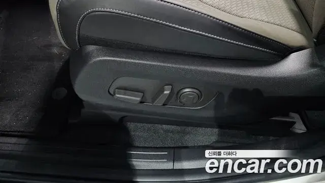 Kia Carnival 2024 — Photo 39/48