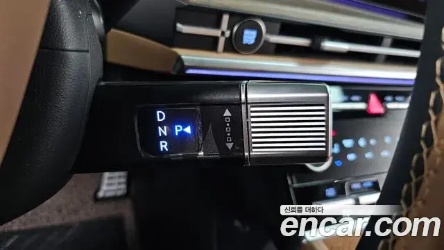Hyundai Santa Fe 2024 — Photo 4/40