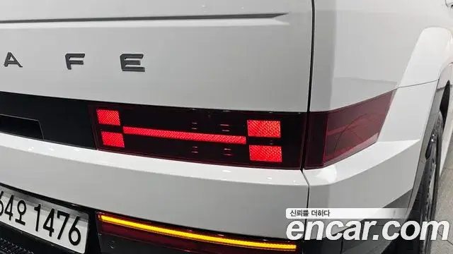 Hyundai Santa Fe 2024 — Photo 12/40