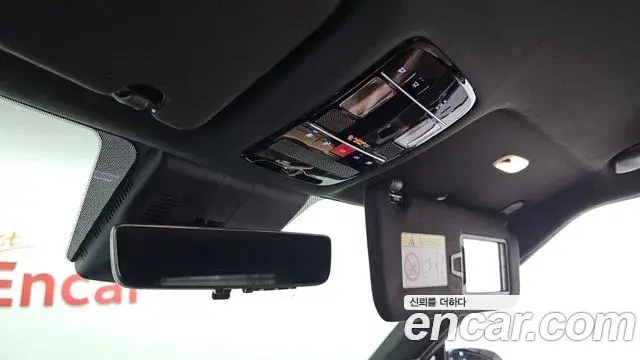 Hyundai Santa Fe 2024 — Photo 16/40