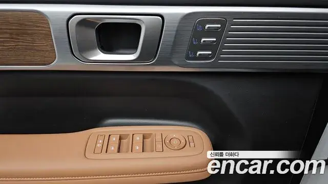 Hyundai Santa Fe 2024 — Photo 32/40