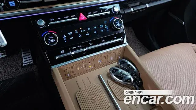 Hyundai Santa Fe 2024 — Photo 23/40