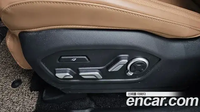 Hyundai Santa Fe 2024 — Photo 26/40