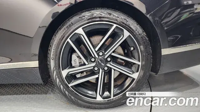 Genesis G80 2025 — ფოტო 1/37