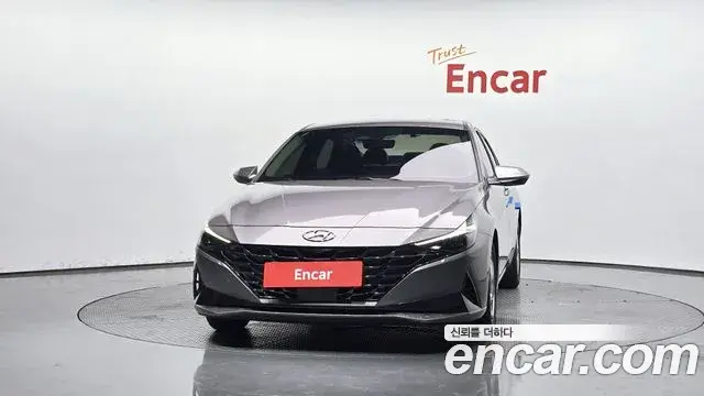 Hyundai The New Avante Hybrid 2020 — Photo 3/30