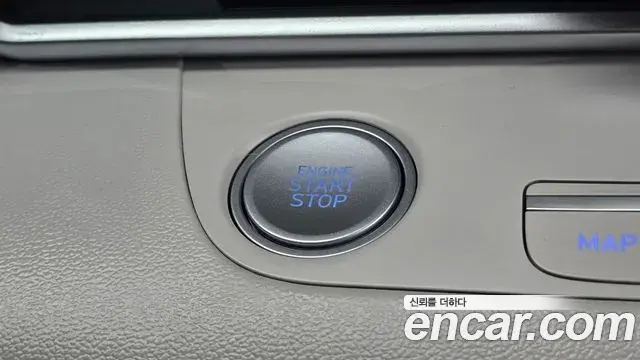 Hyundai The New Avante Hybrid 2020 — Photo 27/30