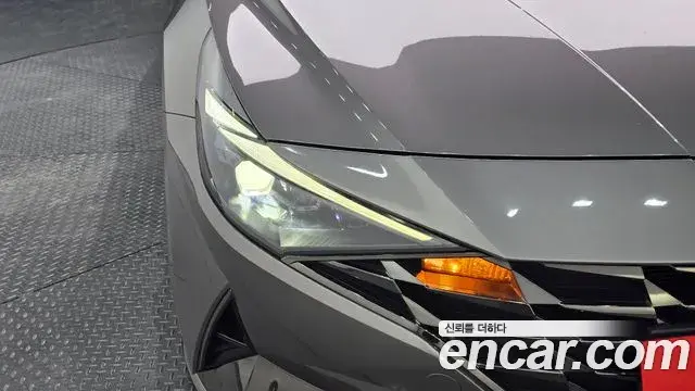 Hyundai The New Avante Hybrid 2020 — Photo 26/30
