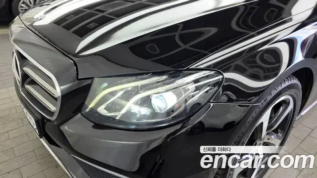 Mercedes-Benz E-Class 2019 — Şəkil 15/32