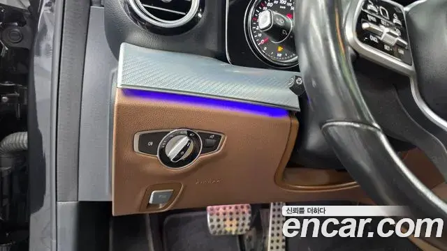 Mercedes-Benz E-Class 2019 — Şəkil 20/32