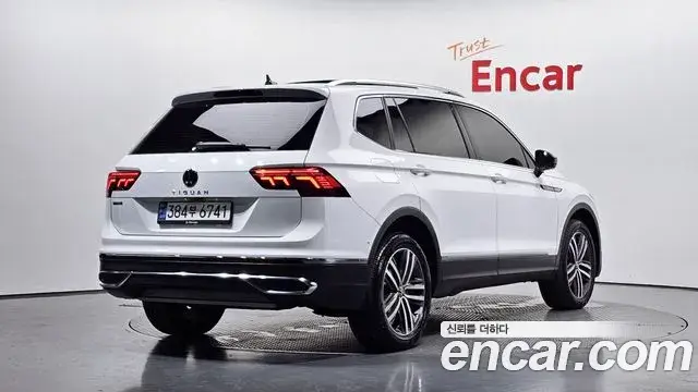 Volkswagen Tiguan Allspace 2024 — Şəkil 26/32