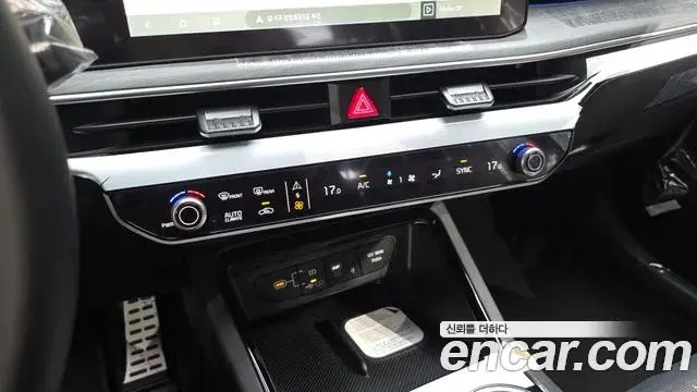 Kia K5 2026 — ფოტო 17/20