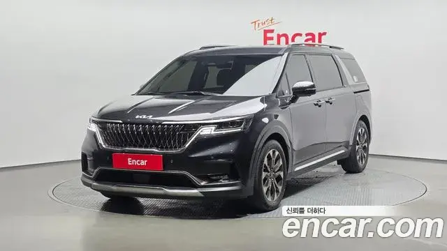 Kia Carnival 2023 — Photo 10/20