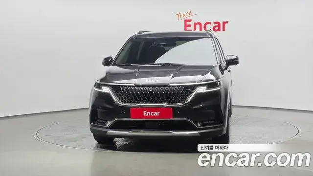 Kia Carnival 2023 — Photo 9/20