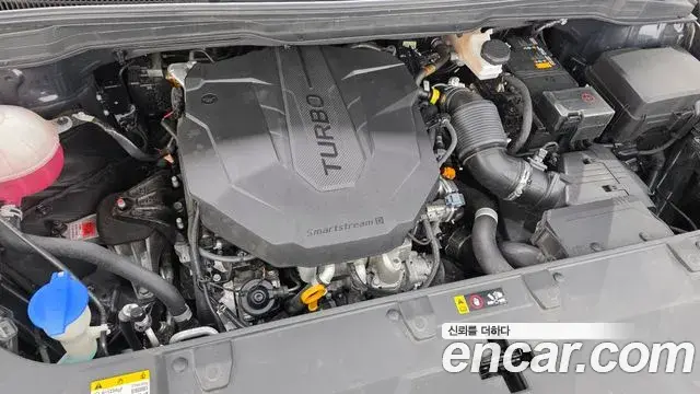 Kia Carnival 2023 — Photo 11/20