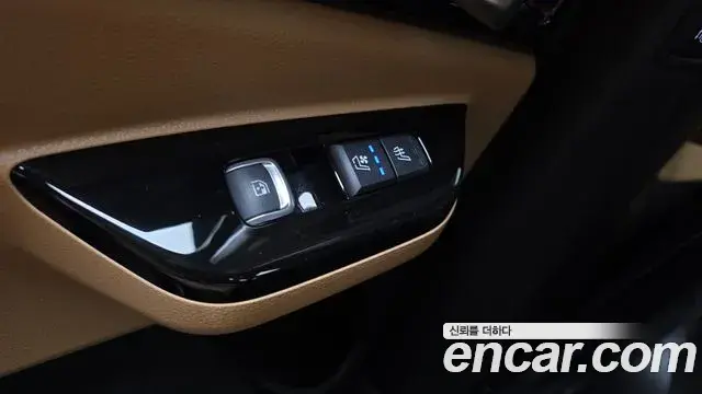 Kia Carnival 2023 — Photo 1/20