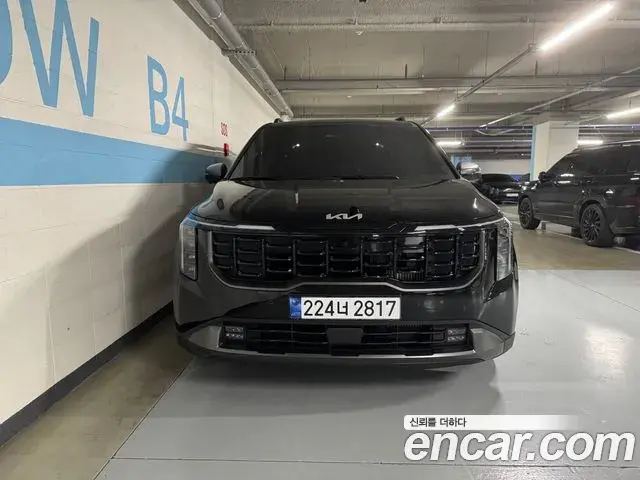 Kia Carnival 2025 — Şəkil 2/20