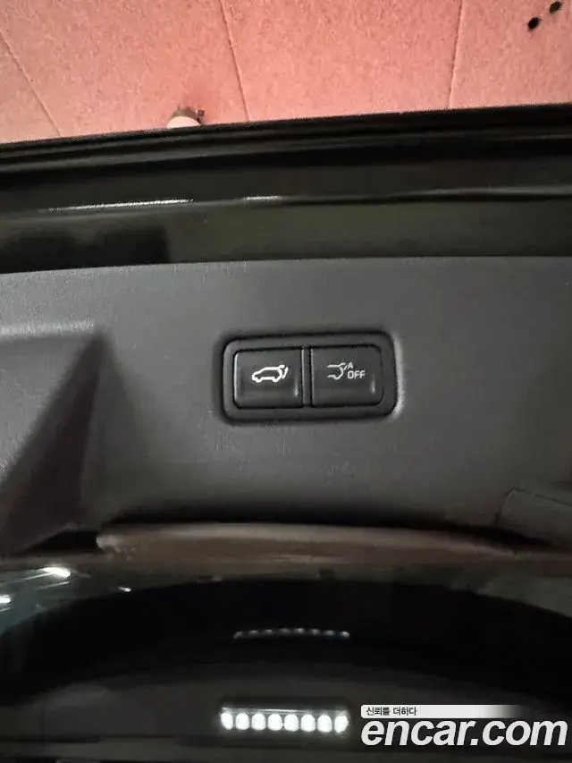 Kia Carnival 2025 — Şəkil 14/20