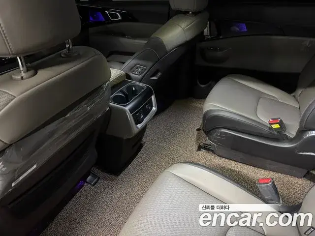 Kia Carnival 2025 — Şəkil 12/20