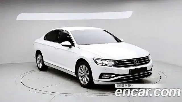 Volkswagen Passat GT 2021 — ფოტო 5/20