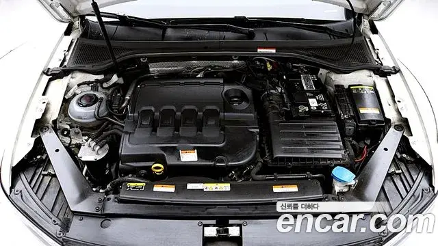 Volkswagen Passat GT 2021 — ფოტო 17/20