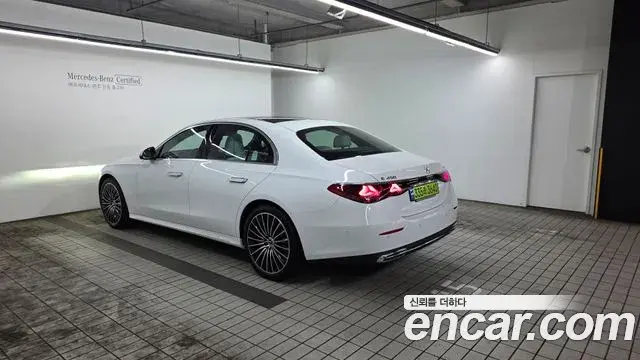 Mercedes-Benz E-Class 2025 — Şəkil 15/20