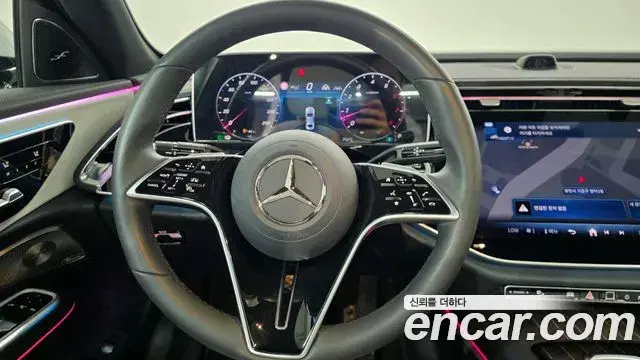 Mercedes-Benz E-Class 2025 — Şəkil 19/20