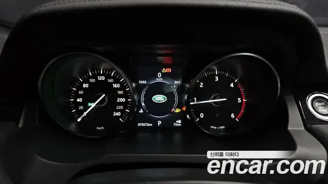 Land Rover Range Rover Evoque 2018 — Фото 8/20