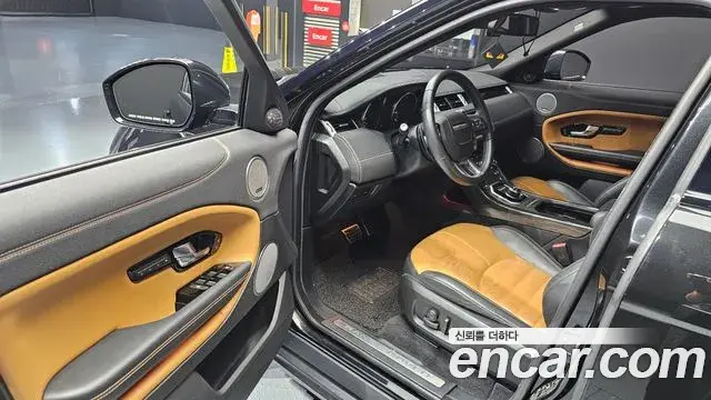 Land Rover Range Rover Evoque 2018 — Фото 10/20
