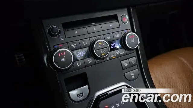 Land Rover Range Rover Evoque 2018 — Фото 16/20